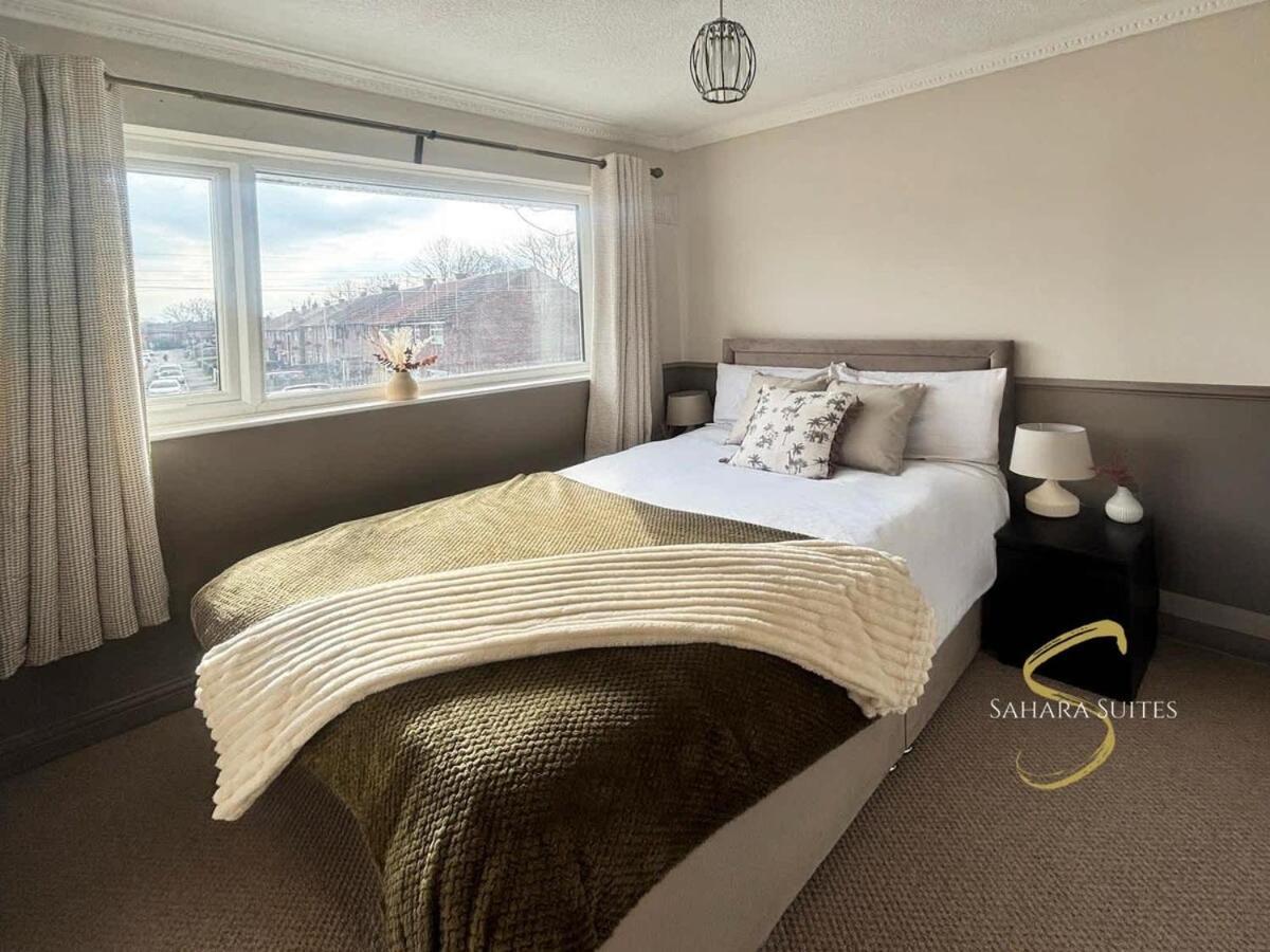 Stylish 2Bed - Manchester - Free Parking Hyde Exterior photo